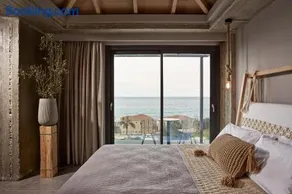 Villa Sea front - Image 1