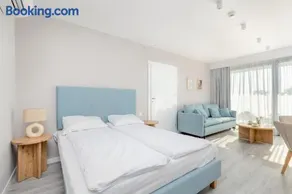 Sea&Lake Studia z Parkingiem w Mielnie by Noclegi Renters - Image 2