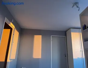 Cozy shared home for female in Stockholm - Image 4
