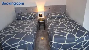 Ferienwohnung Berlin - Schönefeld Flughafen mit Küche - Image 2