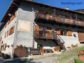 San Marco FARMHOUSE with a view. - Image 1