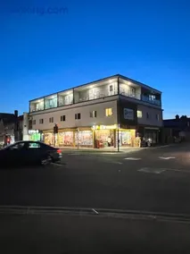 Essence Penthouse by SJP - One Bedroom - Central Kettering - Free Parking - Image 3