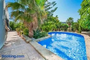 Villa Son Fe Vilaire by SealandVillas - Image 2