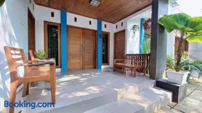 Nusawiru Guest House - Image 2