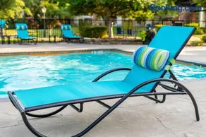 Upscale City Apartment with Pool , Fitness Center - Image 2