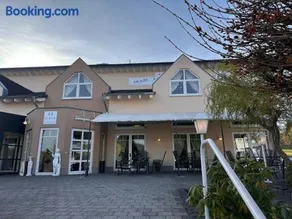 DIONYSOS Hotel - Image 2
