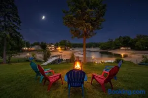 5 min to Colgate, Sleeps 8, Game Room, Sauna - Image 2