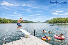 Ultimate Lake Norris Getaway with Private Dock - Image 2