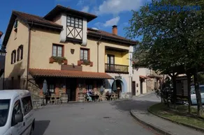La Casona De Entralgo - Image 1