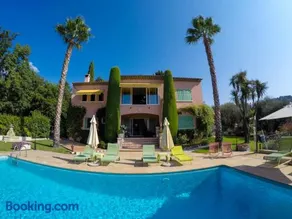 Mas Du Roc Bed & Breakfast - Image 4