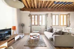 Au coeur de la vieille ville - Image 3