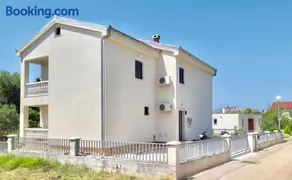 Apartment Pepa Starigrad Paklenica - Image 2