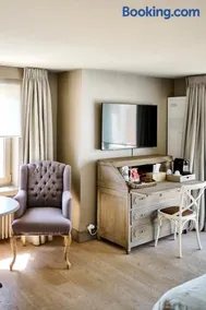 Lebeaubylivingroom Hotel - Image 4