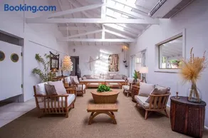 Casa Hotel Sahy - Image 1