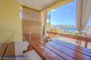 Emma with seaview - Image 3