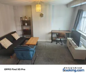 Stunning maisonette available - Image 3