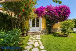 House with garden at Oliva Nova MET & Golf & Padel & Beach resort - Image 3