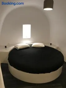 Chay Luxury Cave - Image 3