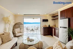 Sunscape Residence Tower - Image 1