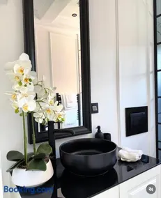 Apartmani Safra sa bazenom - Image 3