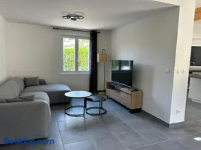 Maison La Romane - Image 1