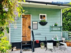 Hillhead Hideaway - Image 4
