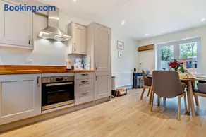 3 Bed in Framlingham oc-f30353 - Image 2