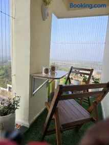 Sherans Cottage - Image 1