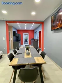K71 Guest House - Image 4