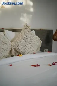 Suku Lifestyle Hotel & Villas - Image 2