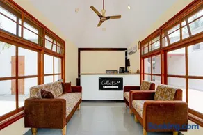 Collection O Vazhapadi Bus Terminal Formerly Hotel Phoenix - Image 2