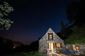 Chalets de Las Costes rénovés et indépendants 4x4 et chaînes recommandés par temps de neige, à 2km des remontées mécaniques - type bergerie ou grange - Image 1