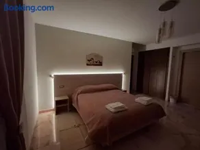 Beautiful Dreams - Image 1