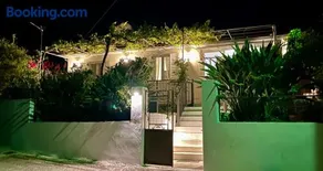 Bee Home - Holiday Cottage - Image 3