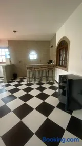 2º andar, Suíte completa & cozinha - Image 5