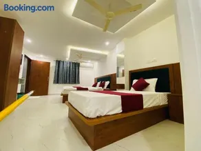 hotel ak grand - Image 3