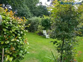 Enstone Homestay - Image 4