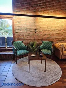 Private room - 6 in a luxury villa CHALET STYLE - Image 2