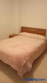 Habitación Pequeña Valencia - Image 1