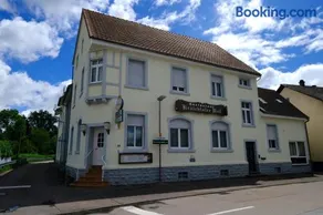 Kraichtaler Hof - Image 1