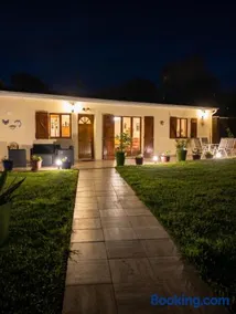 Maison confortable à Ver-sur-Mer avec jardin privé - Image 2