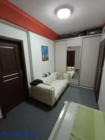 Izba v centre - Image 2