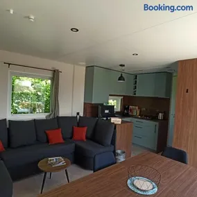 ZEcamping 3 étoiles piscine couverte cottage TV LV BBQ 40m2 - Image 3