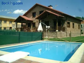 Casa rural casa lara piscina jardin Lara - Image 1