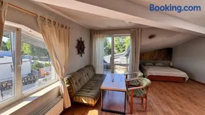 Pensjonat IBIZA Władysławowo - Tanie pokoje, blisko plaża , Aleja Gwiazd i COS - Image 2