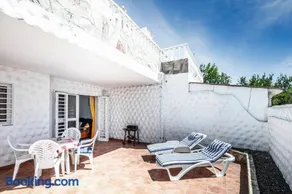 Apartments near the beach, with terrace and WIFI - Image 3