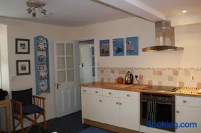 Harbourside Cottage - Image 4