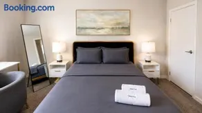 The Crestline Stay Hoover Townhome 2BR U4 - Image 3