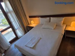 Atlas Apart Hotel - Image 2