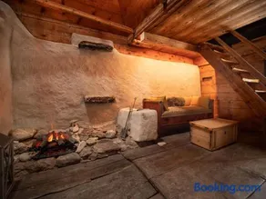 Chalet Glacier - Image 2